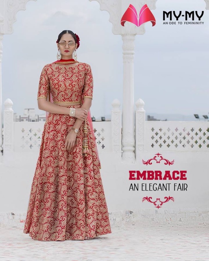 Look your best of your d-day and embrace an elegant flair.

#HeartWinningEthnicWears #BridalCollection #BridesOfIndia #BridalWear #TraditionalWear #FemaleFashion #Ahmedabad #EthnicWear #Elegance #BeautifulDresses #Fashion #Sparkle #Gujarat #India