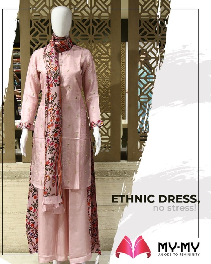 Ethnic dress, no stress! Glam up your ethnic look with this beautiful and elegant design.

#TrendingOutfits #AssortedEnsembles #AestheticPerfection #ImpeccableOutfits #LookStellar #FascinatingFashionDestination #FemaleFashion #Ahmedabad #EthnicWear #Sparkle #Gujarat #India
