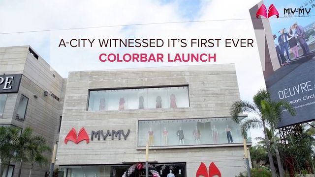 A-city witnessed it’s first ever @lovecolorbar Launch - Limited Edition exclusive 💄 COLORBAR X JACQUELINE FERNANDEZ Collection 💄 in the gracious presence of Mr. Samir Modi.
The range is now available for patrons at all My My stores🛒

Seize your choice of product now!🛍️

#colorbar #colorbarcosmetics #colorbarnailpolish #makeup #makeuplover #mymy #limitededition #colorbarxjacqueline #jacquelinefernandez #brandambassador #makeupbrands #mymyahmedabad